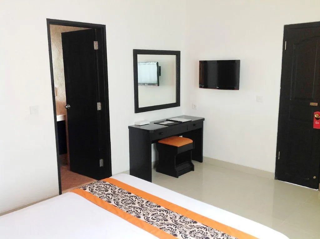 Dewi Sri Hotel Legian 3*,
