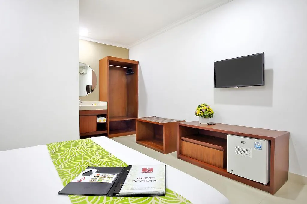 Dewi Sri Hotel Legian 3*,